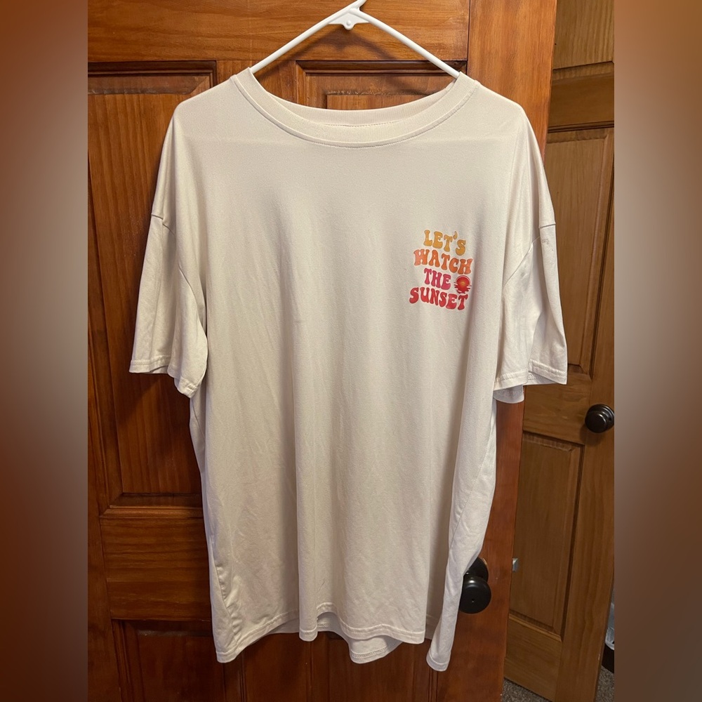 Cream Graphic t-shirt